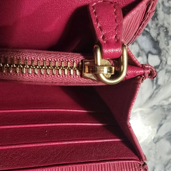 Prada With COA Pink Women's Wallet - Picture 7 of 8